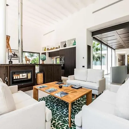 Prestigiosa Con Piscina En Ciutadella Ciutadella