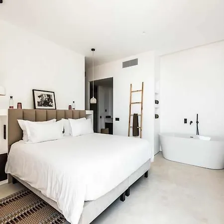 Prestigiosa Con Piscina En Ciutadella *